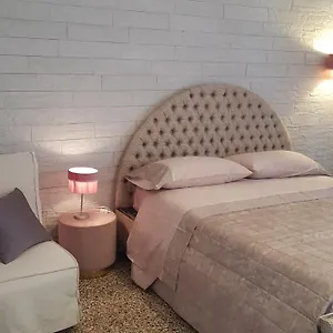 Your Way In Venice Apartament